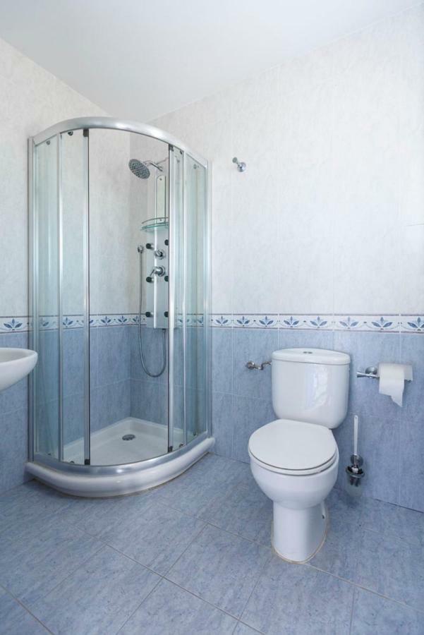 Bright Villa With Salt Water Pool El Campello Exteriör bild