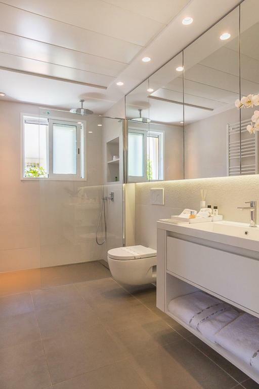 Bright Villa With Salt Water Pool El Campello Exteriör bild