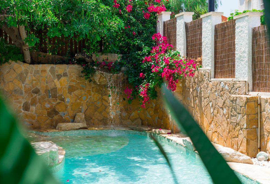 Bright Villa With Salt Water Pool El Campello Exteriör bild
